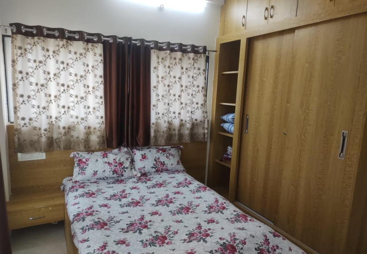 Shiv- Vatsalya Homestay Nászik Kültér fotó